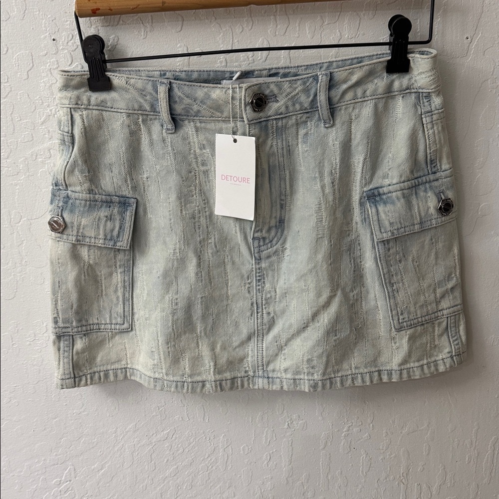 Rebecca Minkoff Distressed Fray Jodie Denim Mini Skirt Size 27 - Picture 3 of 7